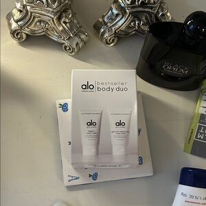 ALO Yoga White Body Wash Duo
